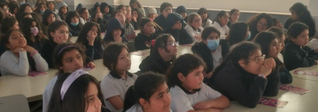 Niñas de 4° a 6°básico del TDG Lo Prado aprenden sobre la pubertad en charla “Nosotras”