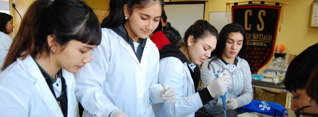CS Pudahuel invita a estudiantes de 7º básico a 4º medio a inscribirse en la Academia de Biociencia Online 2021