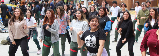 CS La Florida disfruta una nueva Jornada de Hábitos Positivos con bailes,  juegos y premios | Red educacional Crecemos