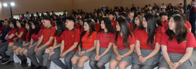 Comunidad Escolar del CS Emprendedores despide a sus Cuartos Medios 2022