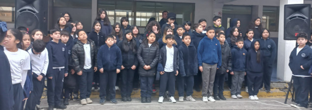 Estudiantes de 5° básico del TDG Lo Prado protagonizan muestra musical de inglés