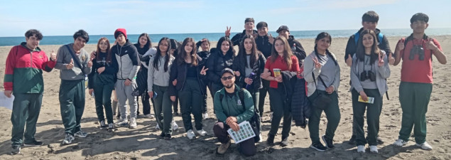 Electivo de Biología del CS Emprendedores visita el Humedal de Cartagena para aprender sobre los ecosistemas