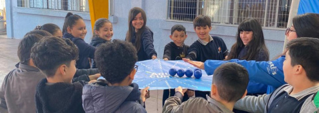 Estudiantes del TDG La Granja aprenden sobre el ciclo del agua y la crisis hídrica con actividad de empresa Aguas Andinas