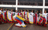 Estudiantes de Enseñanza Media del TDG Lo Prado preparan baile para celebrar el 12 de octubre