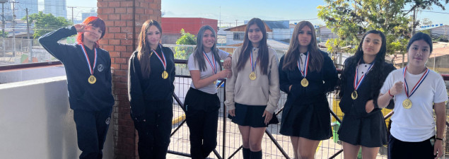 Estudiantes de 4° medio del TDG Lo Prado organizan torneos deportivos para fomentar la vida saludable