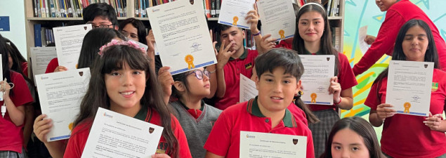 CS Emprendedores capacita a jóvenes líderes para la ludoteca escolar del establecimiento