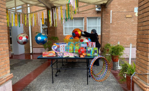 Galería Centro de Padres entrega nuevos implementos recreativos para fortalecer la convivencia escolar